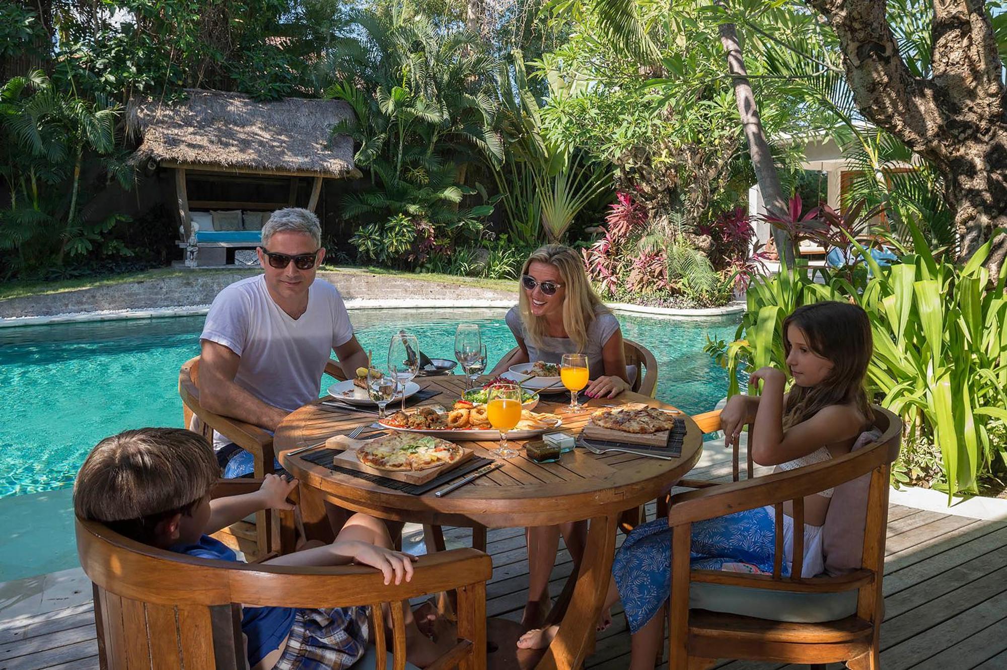 הוילה Lataliana Seminyak מראה חיצוני תמונה